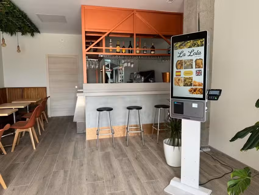 La Lola Take Away