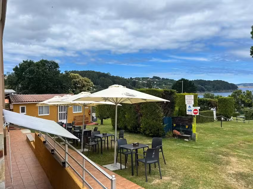 La Luisa Beach Bar & Grill