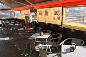 La Martina Heladeria, Cafeteria,Creperia, Cervecería, Asdor Argentino..