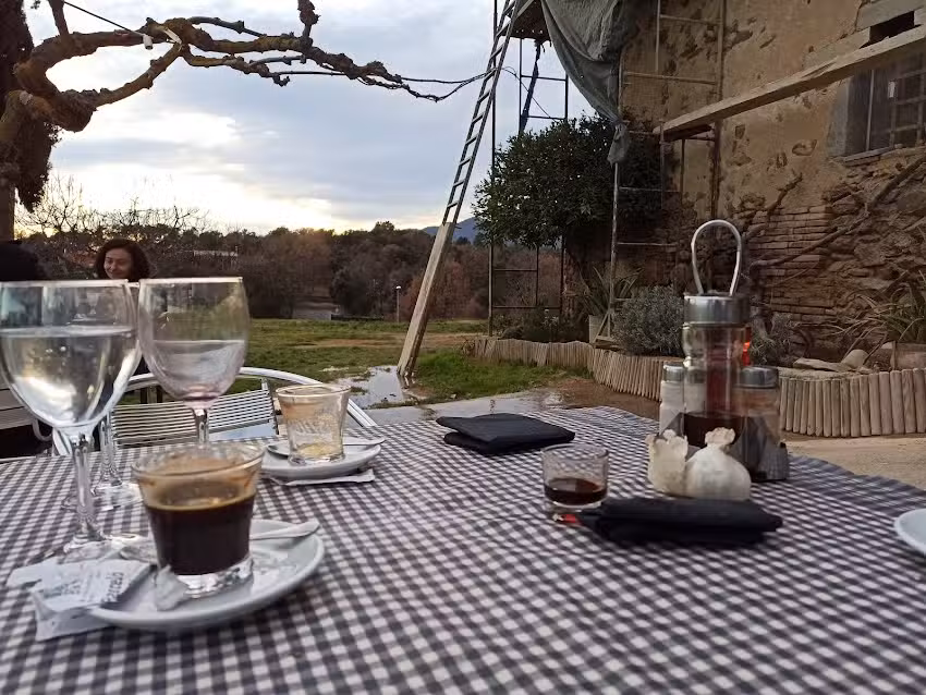 La Masia de Mas LLun&egrave;s