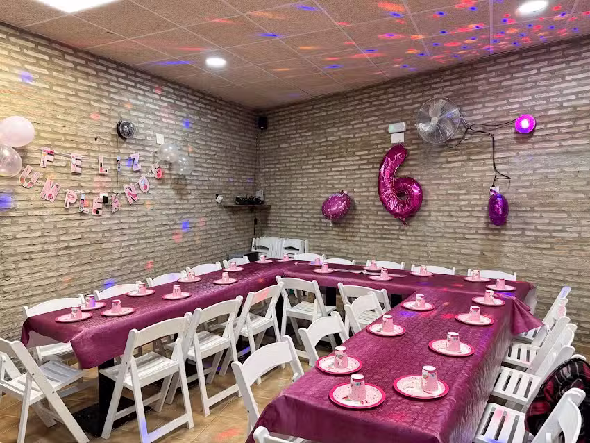 La Noria Tapas & Grill