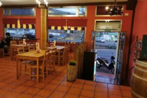 La Pata Caliente &ndash; Jin&aacute;mar