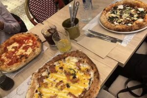 La Pecora Nera Ca&ntilde;averal &ndash; Pizzer&iacute;a