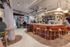 La Perla de Los Chicos Fabrica de Patatas Bravas