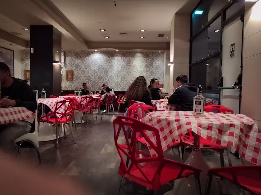 La Pierotti Pizzer&iacute;a &ndash; Beniajan