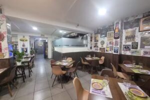 La Pir&aacute;mide, Gand&iacute;a. Restaurante.