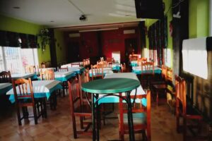 La Piscina Cafetería Restaurante