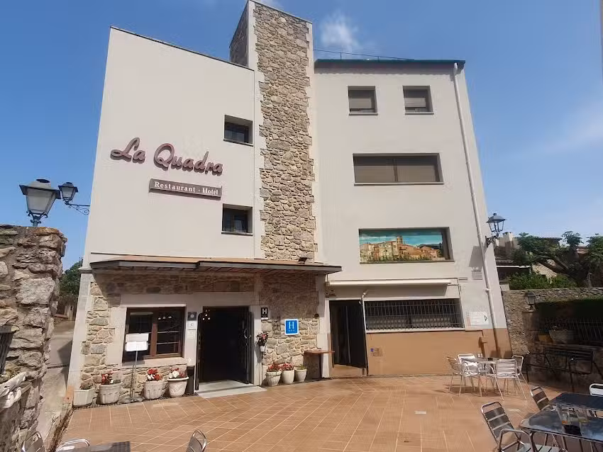 La Quadra Restaurant