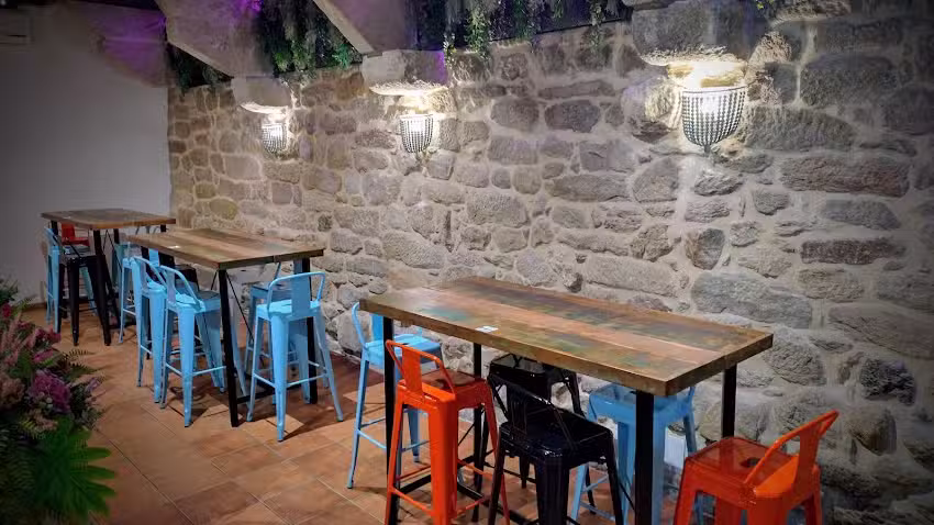 LA QUADRA Urban Food Court