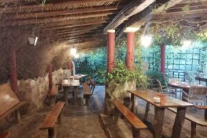 La Taberna de los Pinos