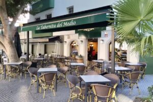 La tabernita del medio