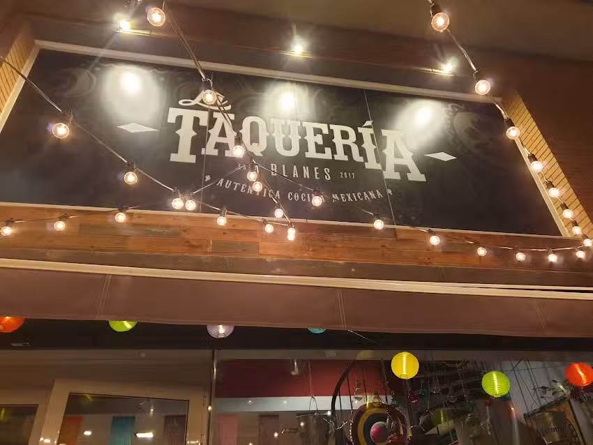 LA TAQUER&Iacute;A