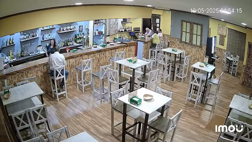 LA TASCA BAR