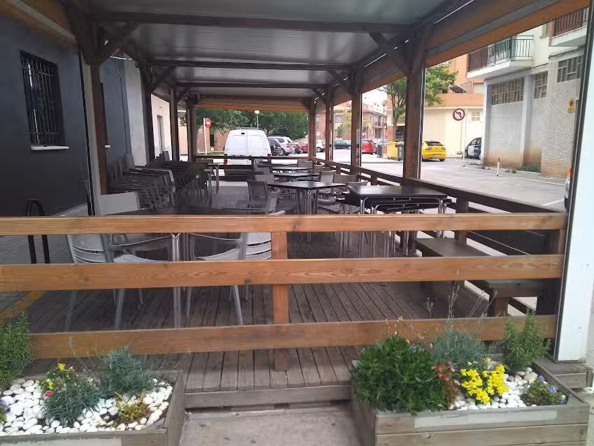 La Tertulia Bar