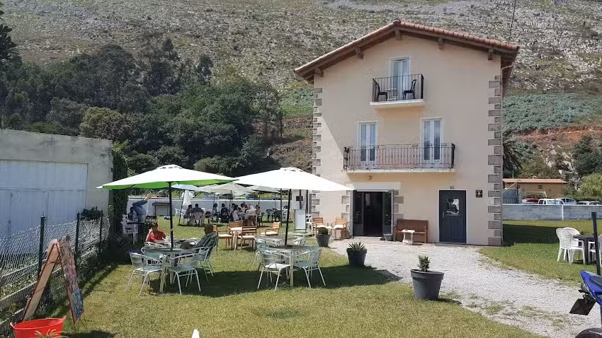 La Tertulia Food & Tapas.