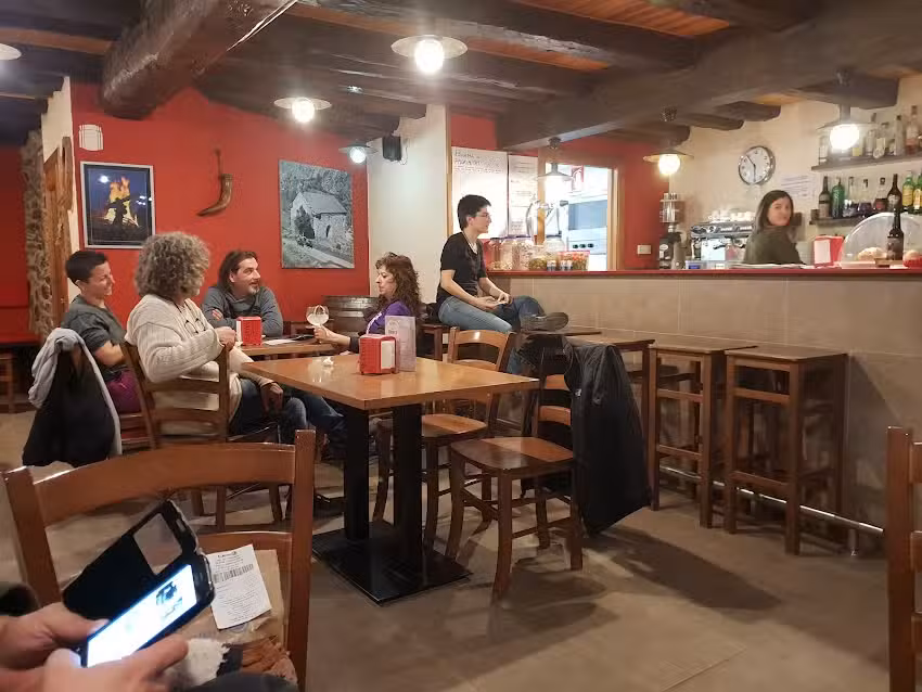 La Tona, bar bodega
