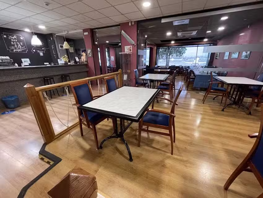 La Torre de Cuatro Vientos-Restaurante