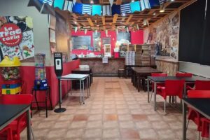 La Tractoria. Pizzer&iacute;a 100% natural y artesana. Guadalcacin.