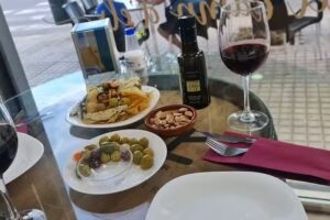 La Vaquer&iacute;a del camp d&rsquo;Elx, Tienda La Hoya