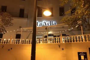 La Vella Coffee Shop