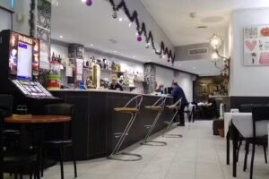 La Vidrieria Art Bar