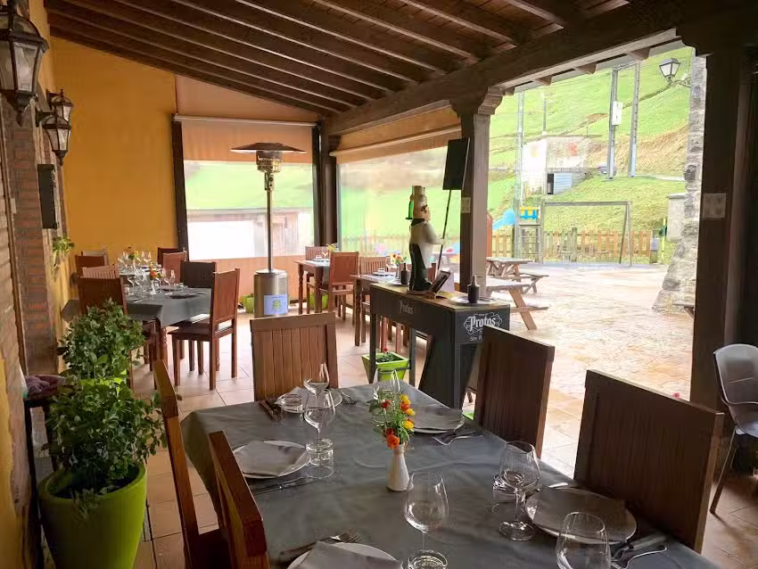 La Vieja Escuela Restaurante