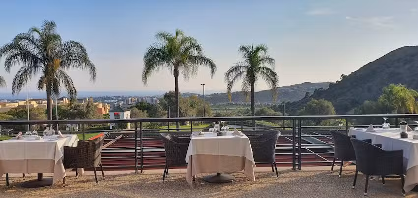 LA VIEW Restaurant | Lounge Bar