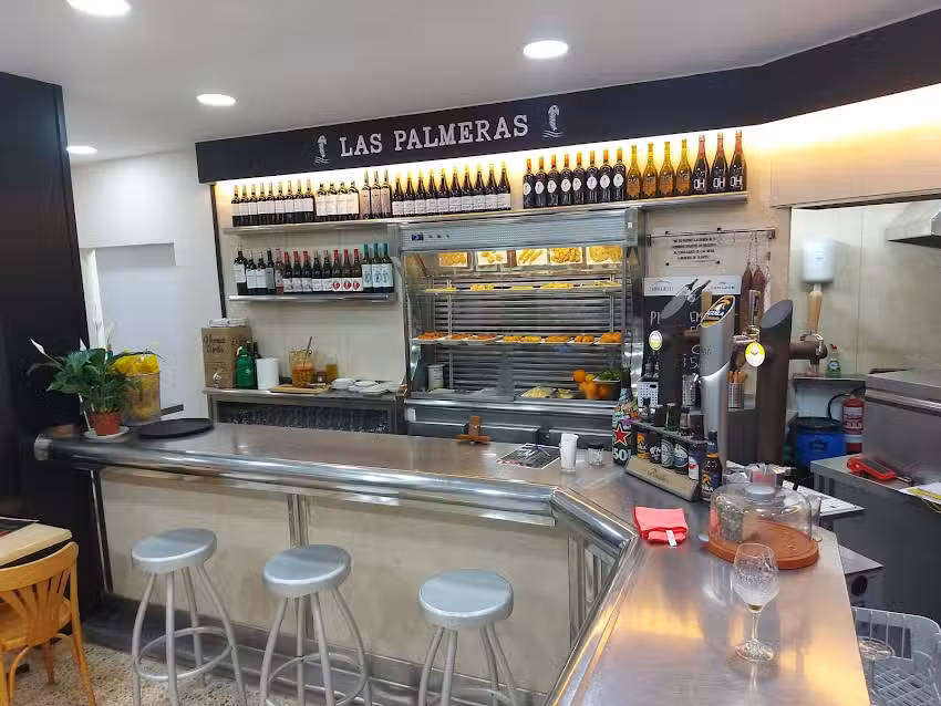 Las Palmeras &ndash; Sant Adri&agrave;
