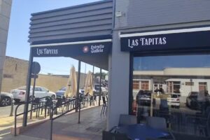 Las Tapitas Bar