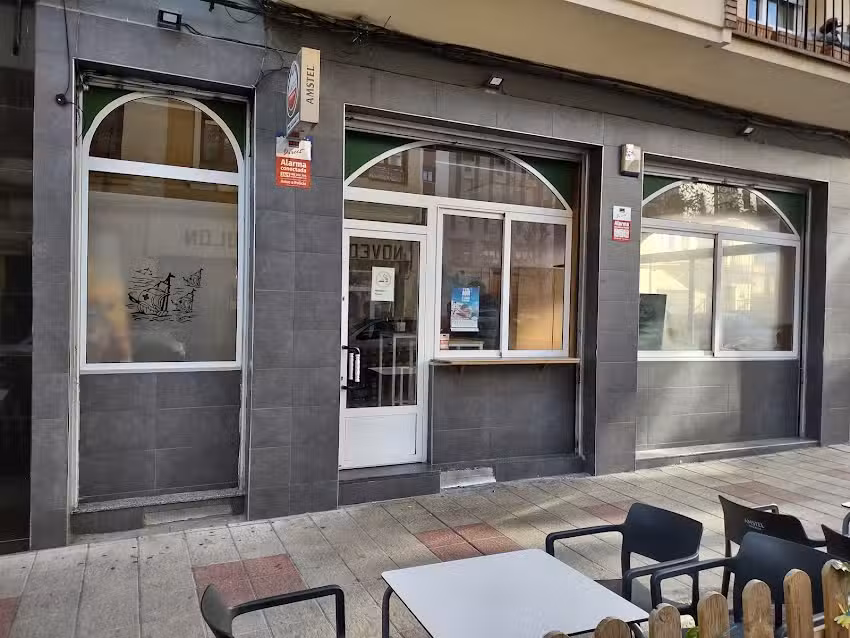 Las Tres Carabelas Caf&eacute; Bar