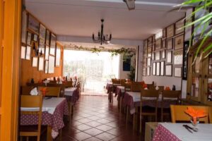 LEGENDARY RESTAURANTE CRISOL