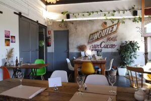 &laquo;Les Escales&raquo; Bistr&oacute;