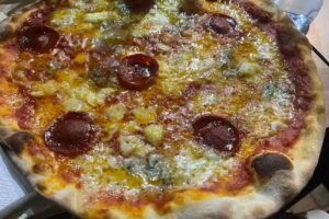 LIKE&rsquo;S BAR RISTORANTE PIZZERIA