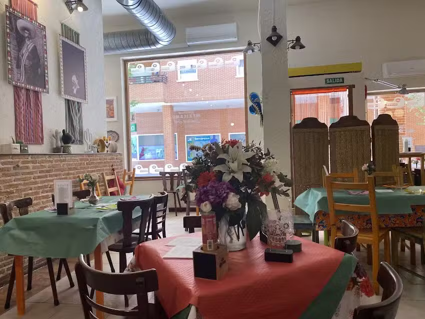 Lim&oacute;n y Sal
