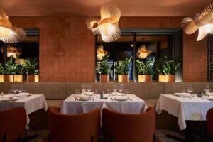 Lincoln 32 RESTAURANT & BISTRO