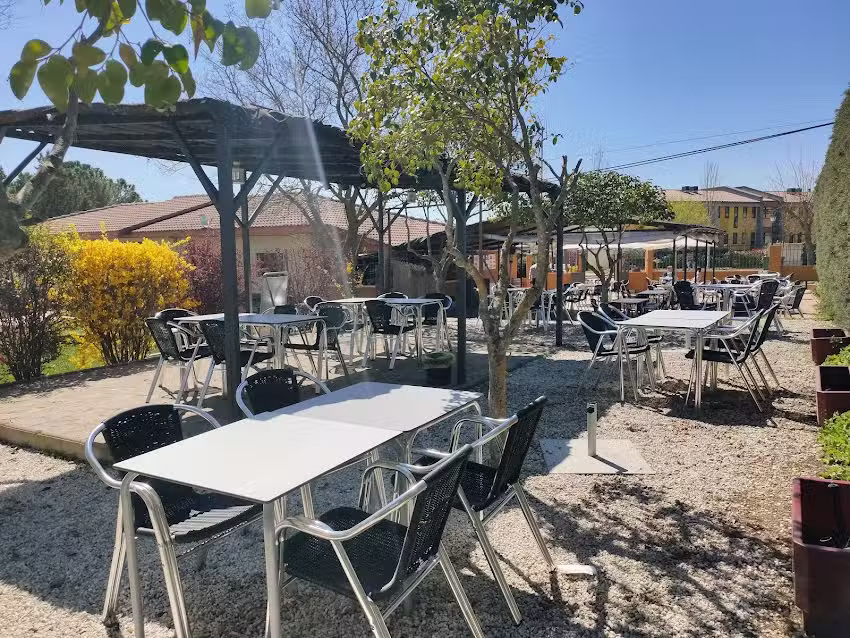 Lolos&rsquo;Bar Restaurante Torremocha (Piscina Municipal)