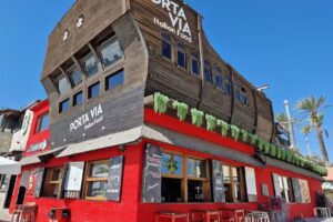 Loro Azul – Restaurante en La Curva de lo Pagan, Murcia