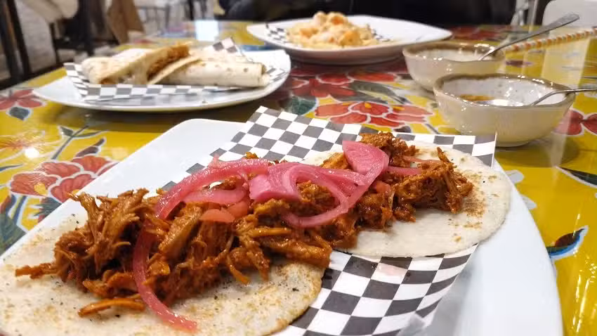 Los Catrines Tequila&TacoBar