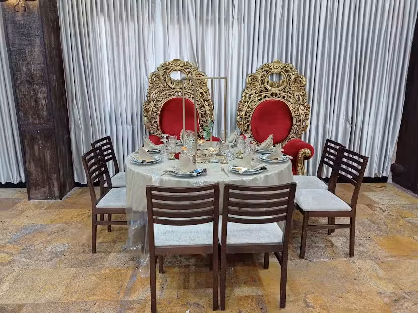 Los Tres 777 Restaurante