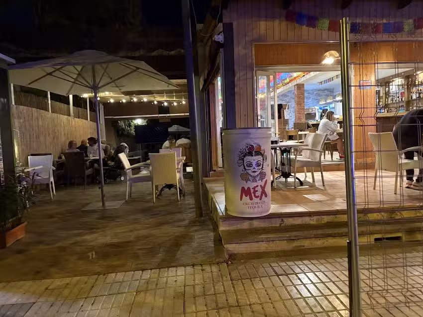 LOS XAMAKOS