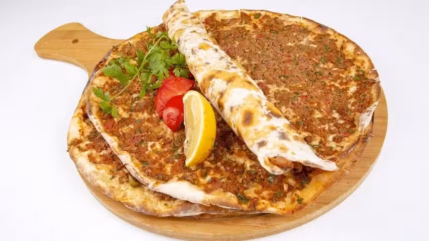 M & R Kebab y Pizzer&iacute;a