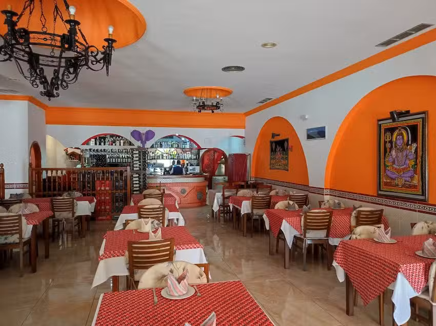 Madras Curry House &ndash; Authentic Nepalese and Indian Restaurant