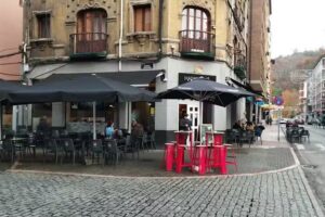 Madreselva Foods and Drinks Mieres