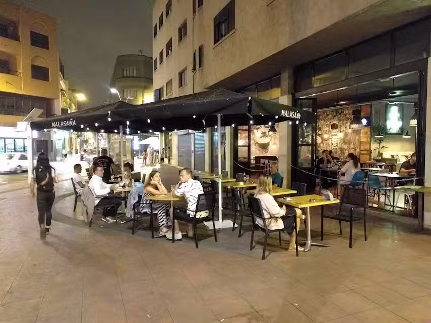 Malasa&ntilde;a lounge