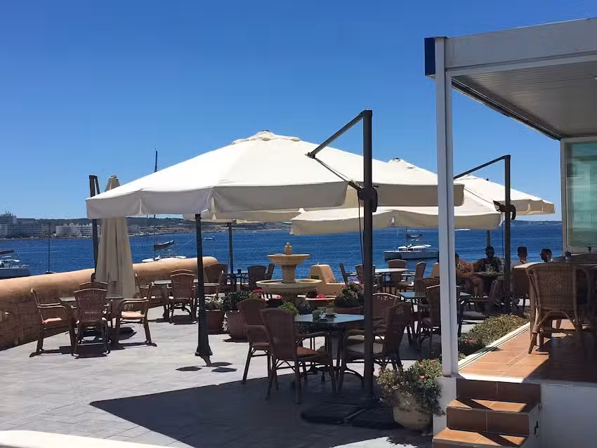 Manila Restaurante Ibiza