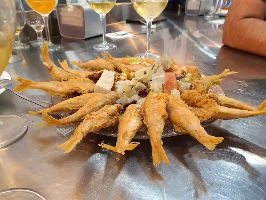 Marisquer&iacute;a El Pato Rojo desde 1974