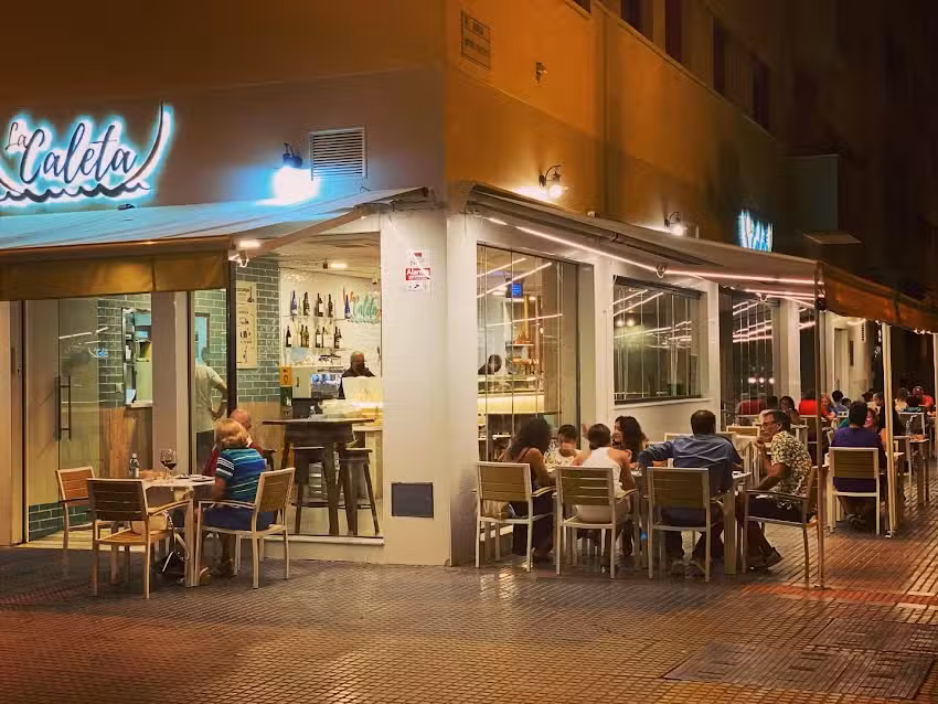 Marisquer&iacute;a La Caleta