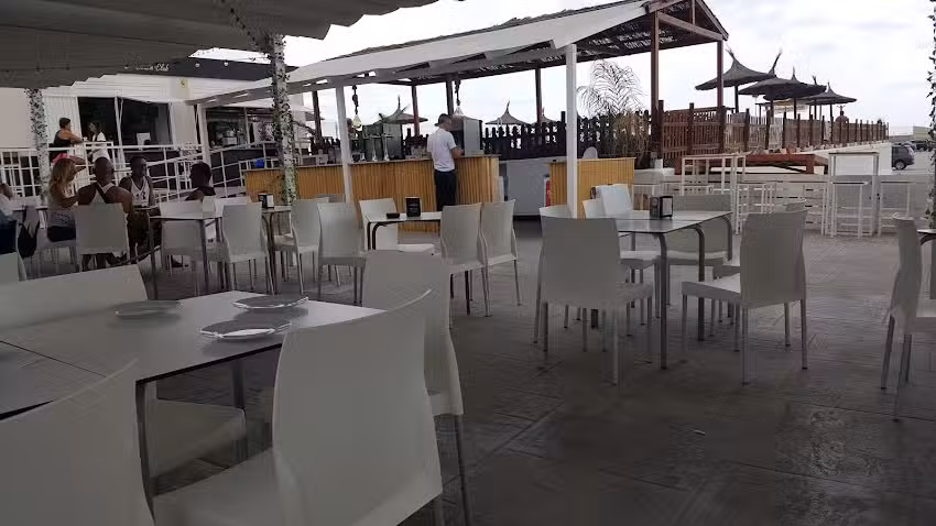 Mediterraneo Beach Club