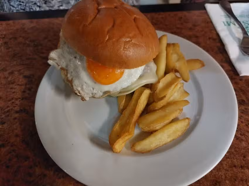 Meeknnana burger