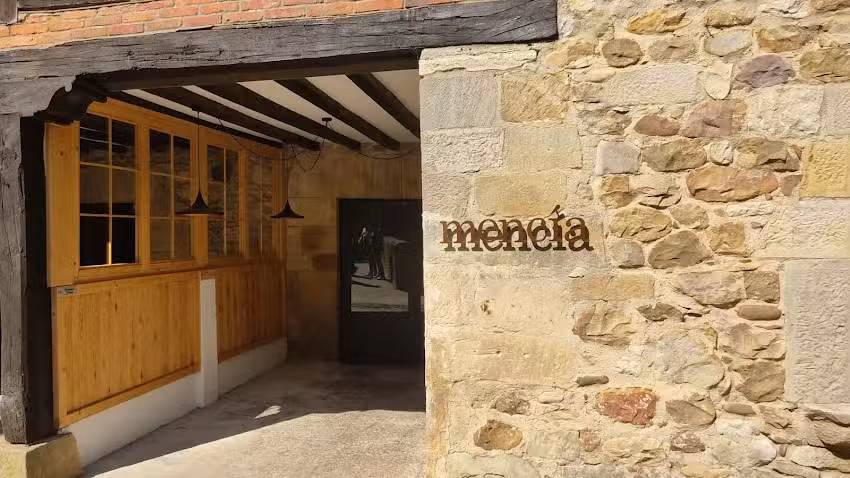 Menc&iacute;a